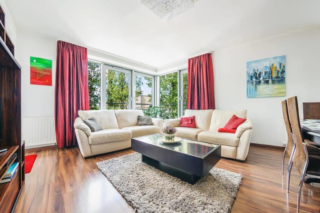 Apartament Primore Danzica Esterno foto